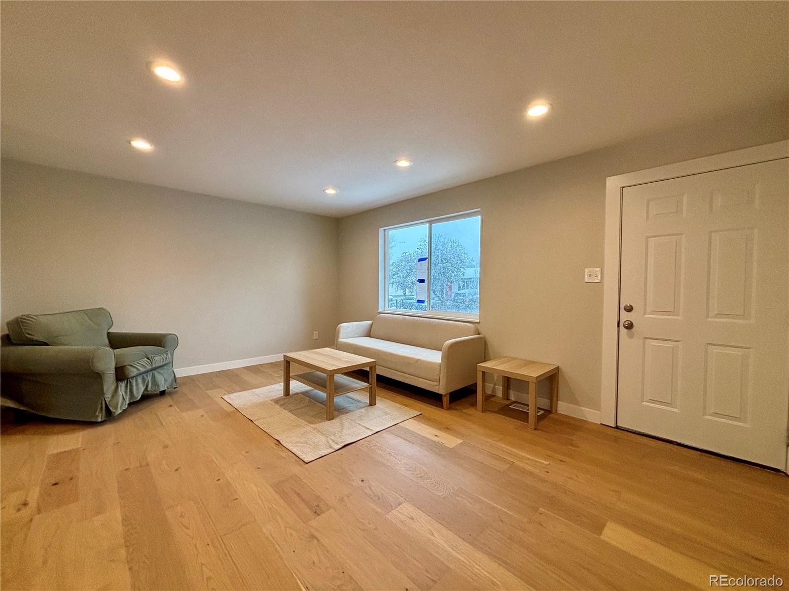 5564 Xapary Way Denver CO 80239