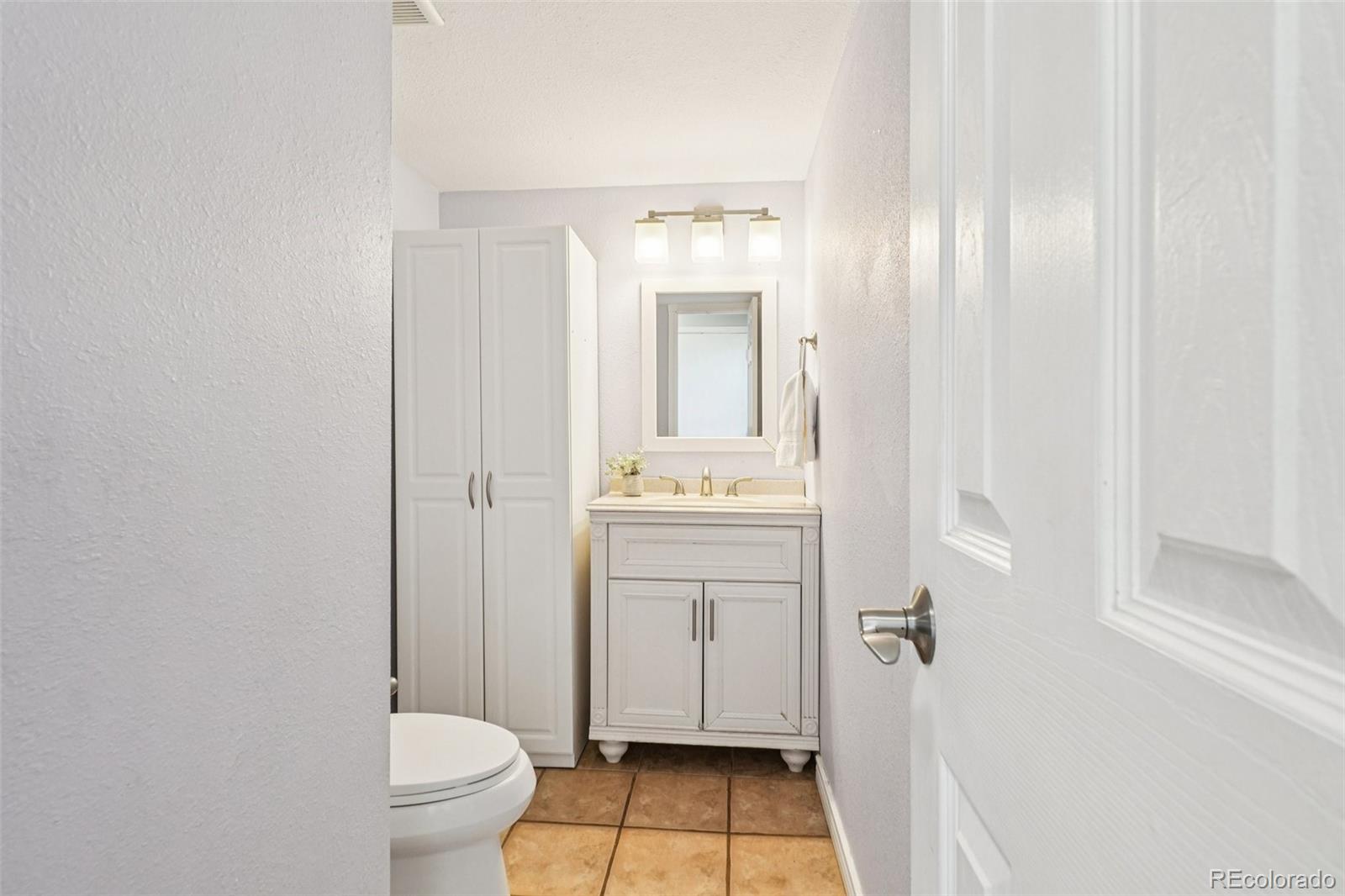 5824 S Kline Street Littleton CO 80127