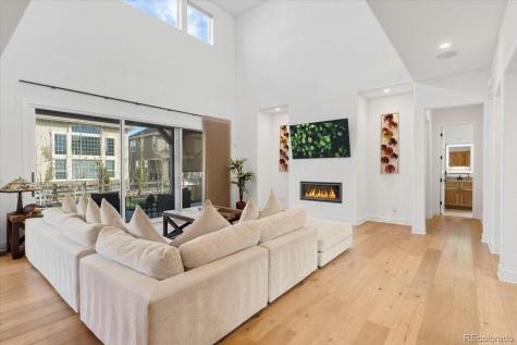 6742 S Waterloo Court Aurora CO 80016