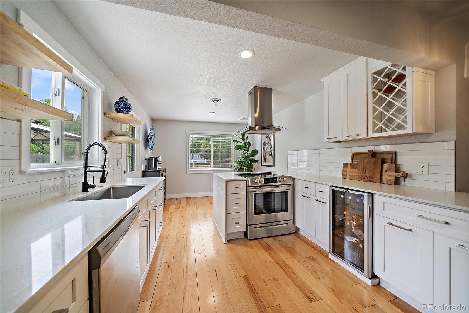 2865 S Cherry Way Denver CO 80222