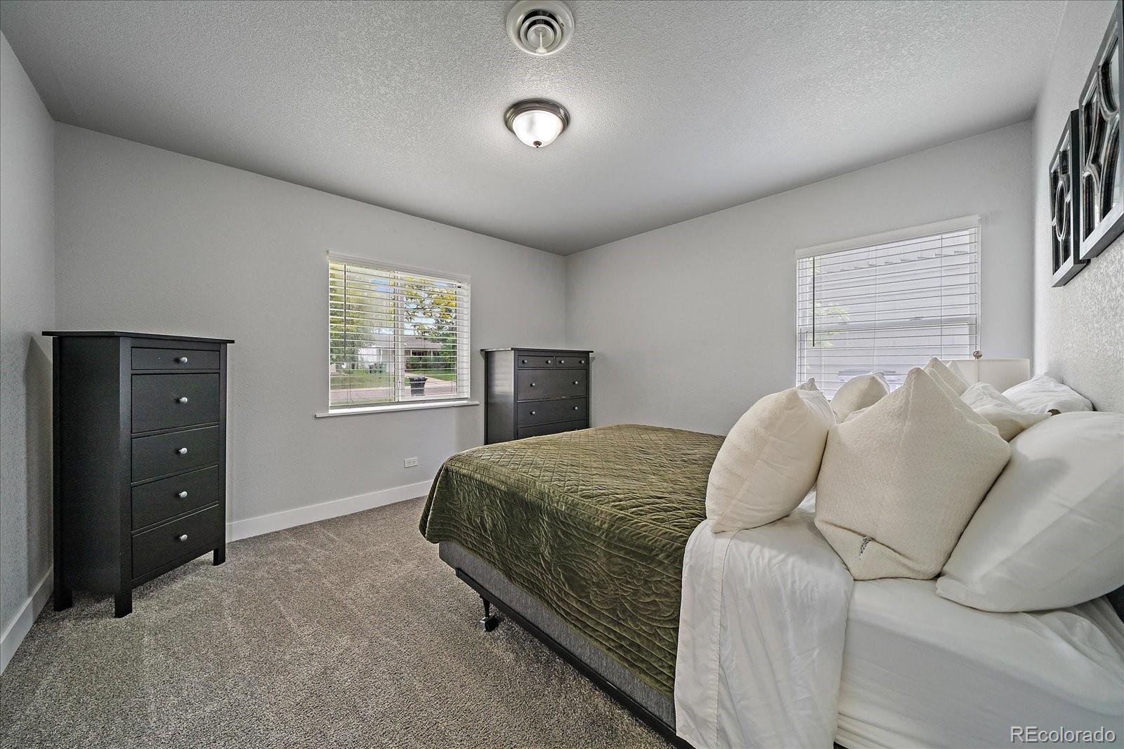2865 S Cherry Way Denver CO 80222