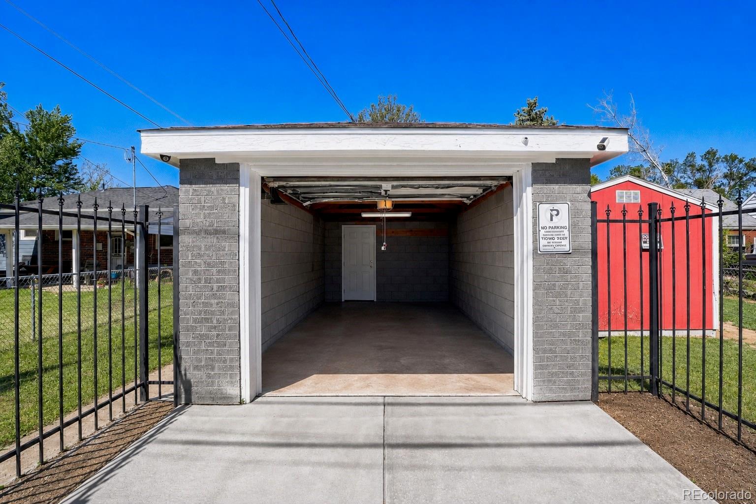 1558 Spruce Street Denver CO 80220