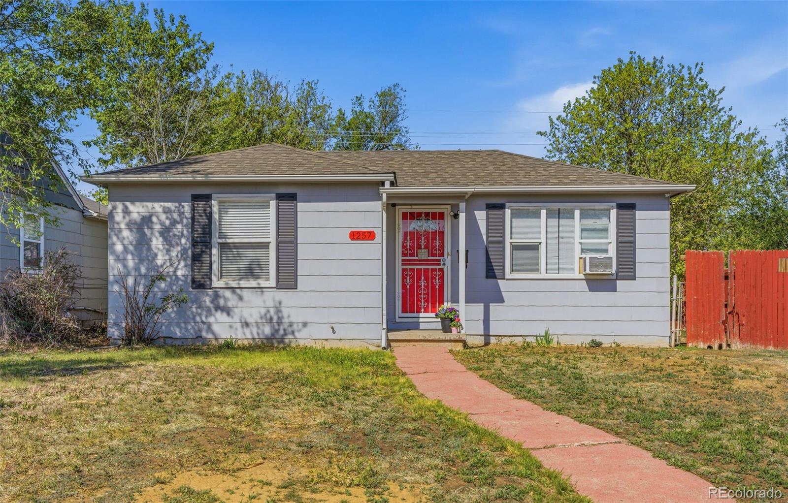 1257 Macon Aurora CO 80010