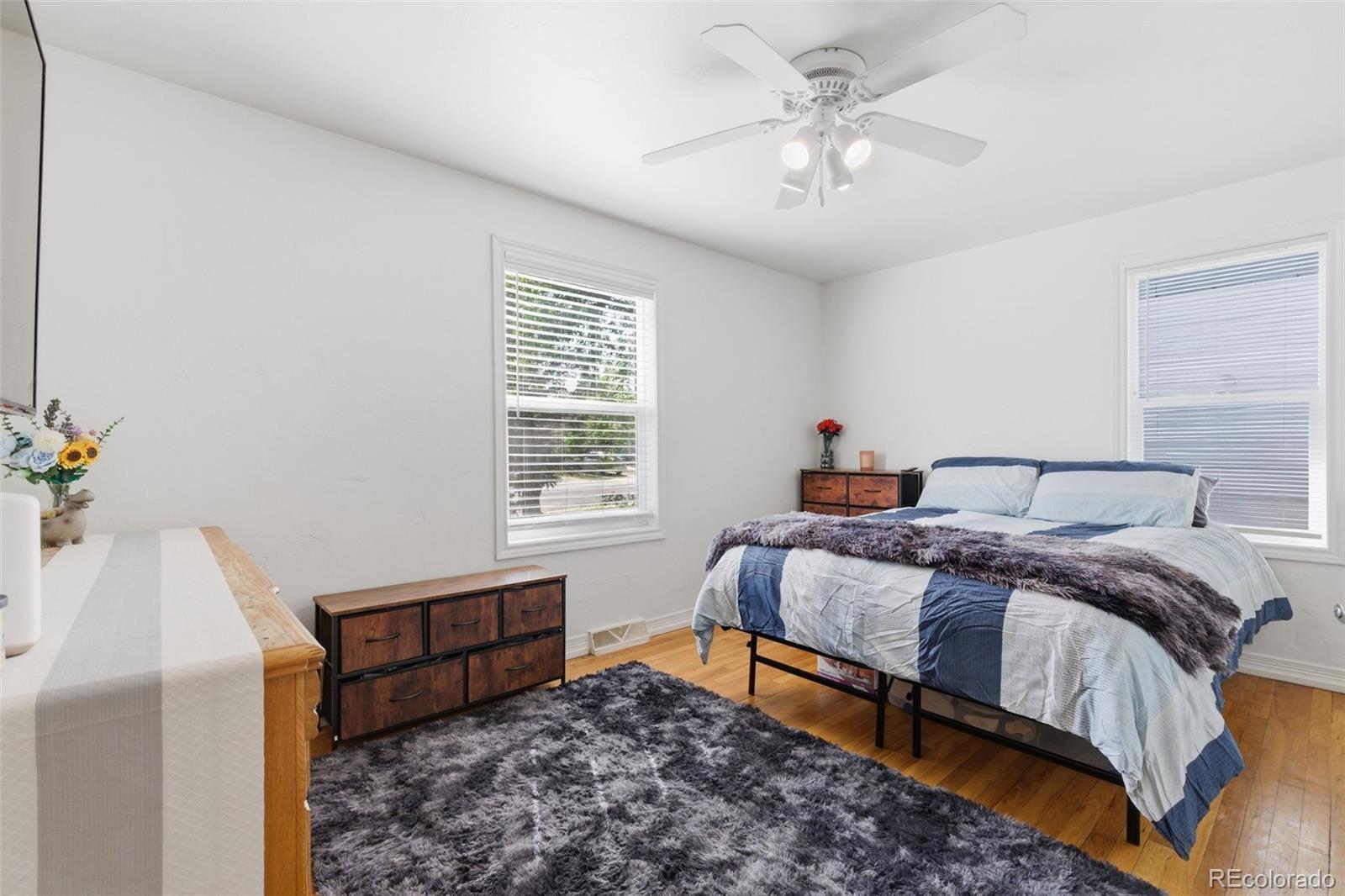 1257 Macon Aurora CO 80010