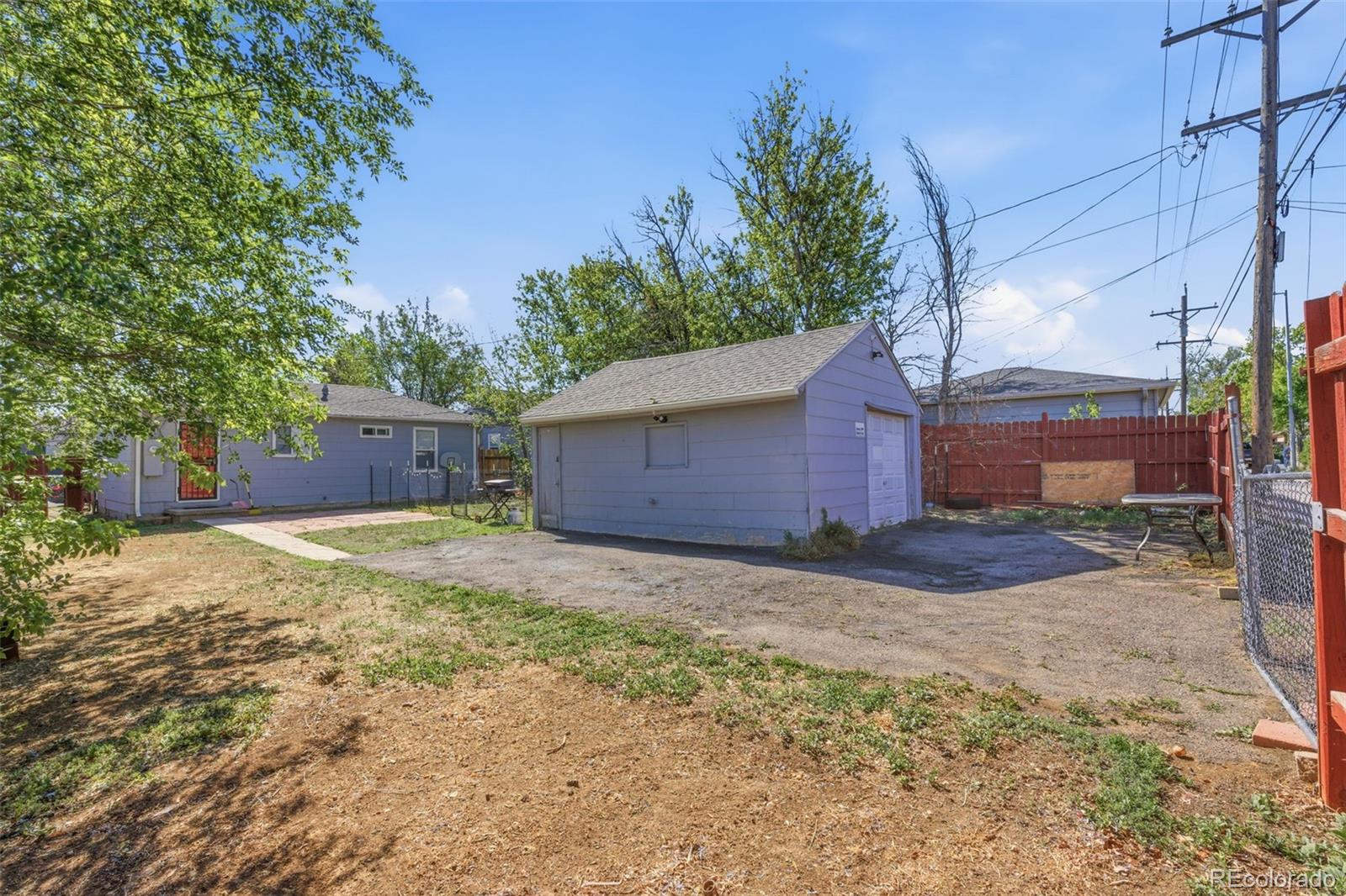 1257 Macon Aurora CO 80010