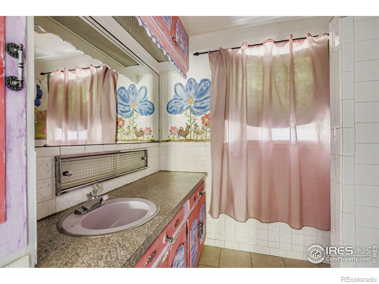 715 Hover Street Longmont CO 80501