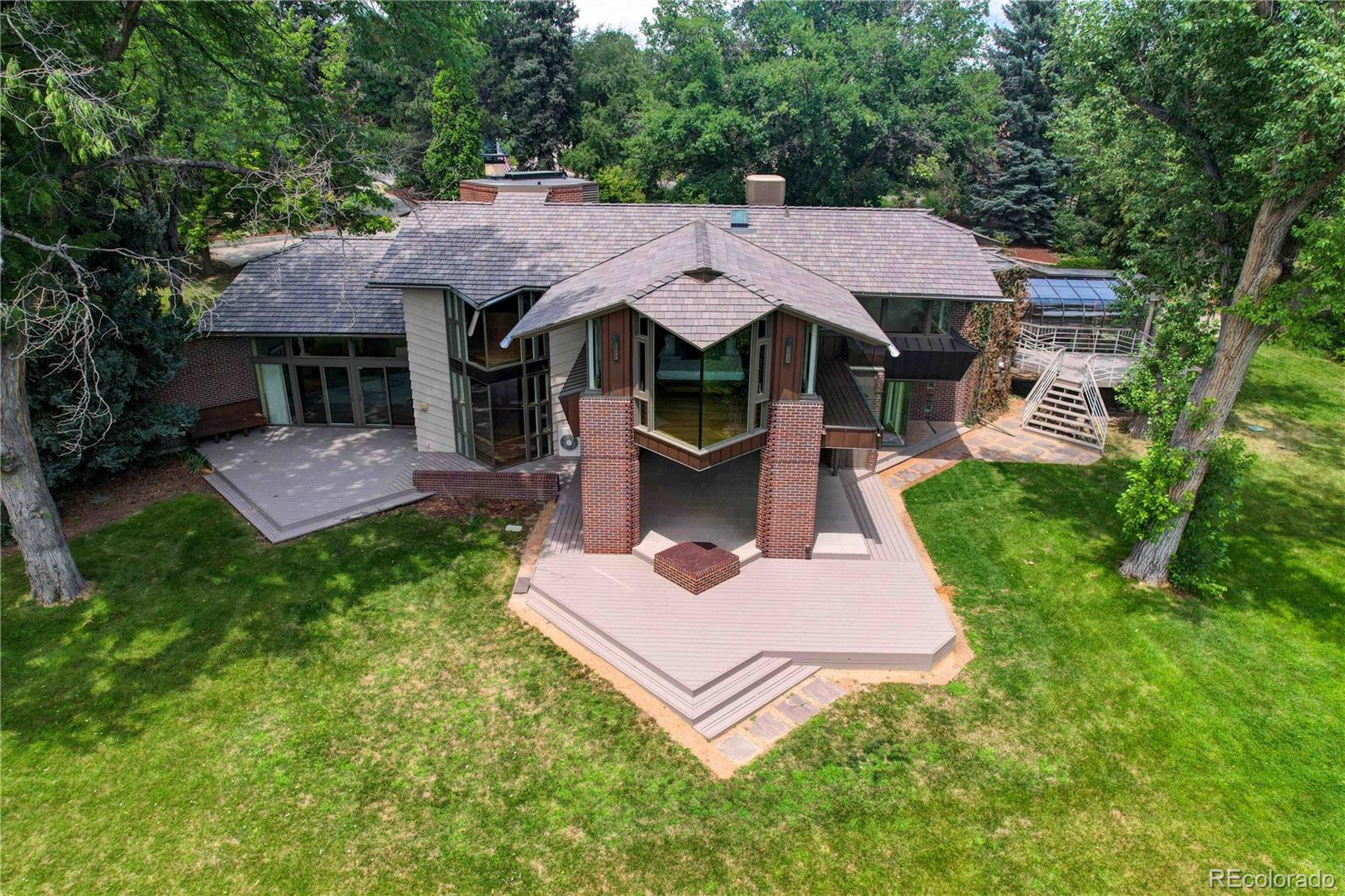 5140 Juniper Street Bow Mar CO 80123