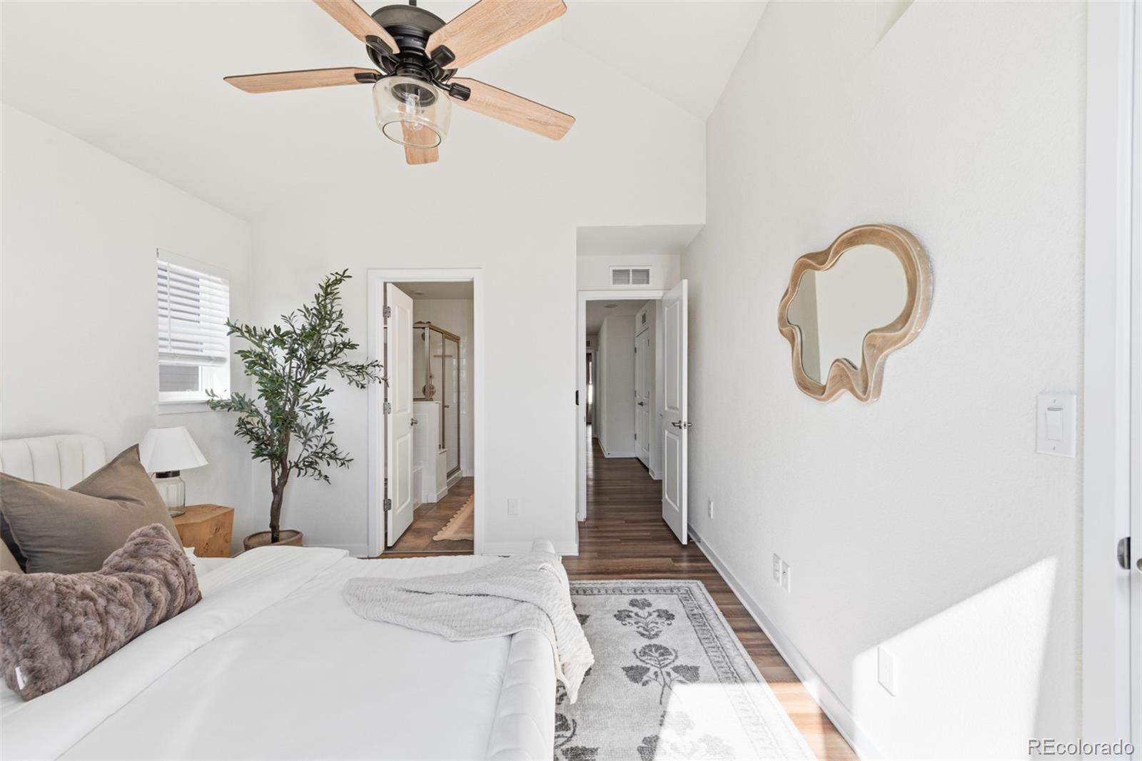 2827 S Fox Street Englewood CO 80110