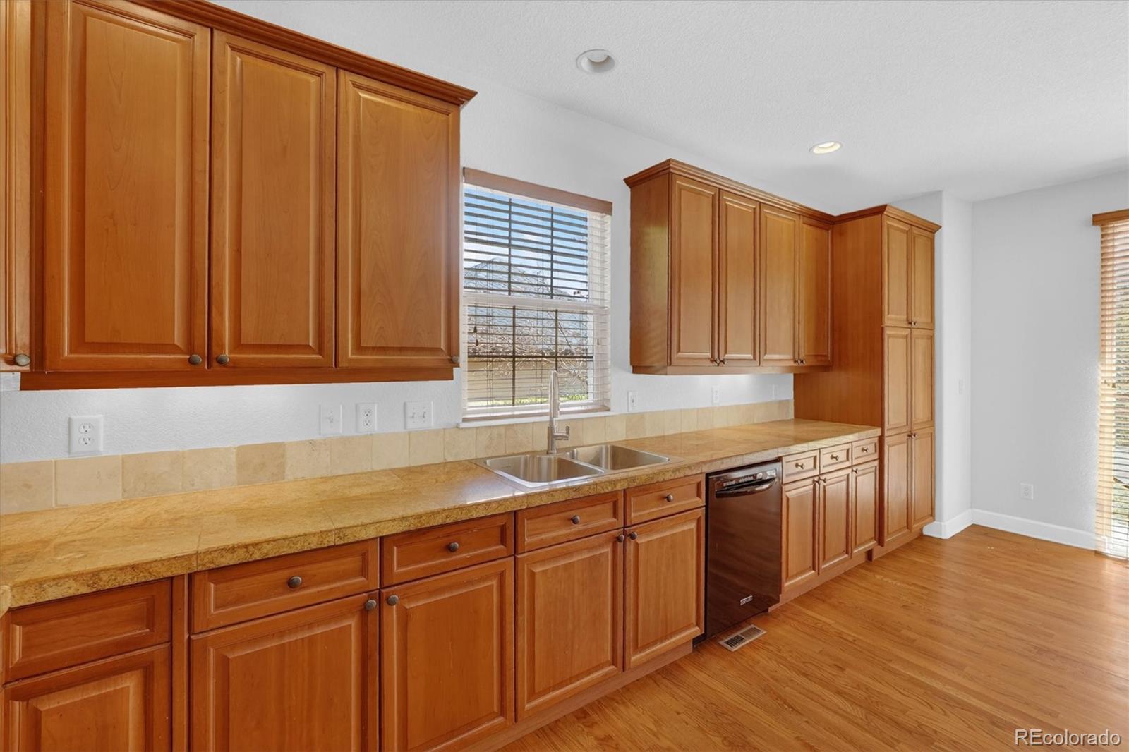 7622 E 6th Place Denver CO 80230