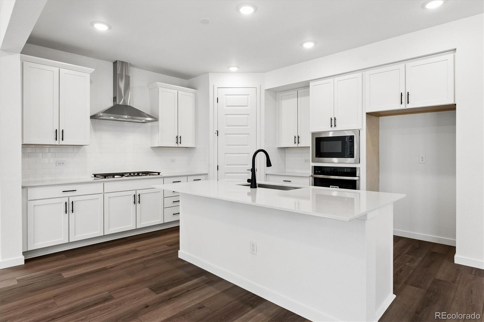 9145 Fowler Peak Court Englewood CO 80112