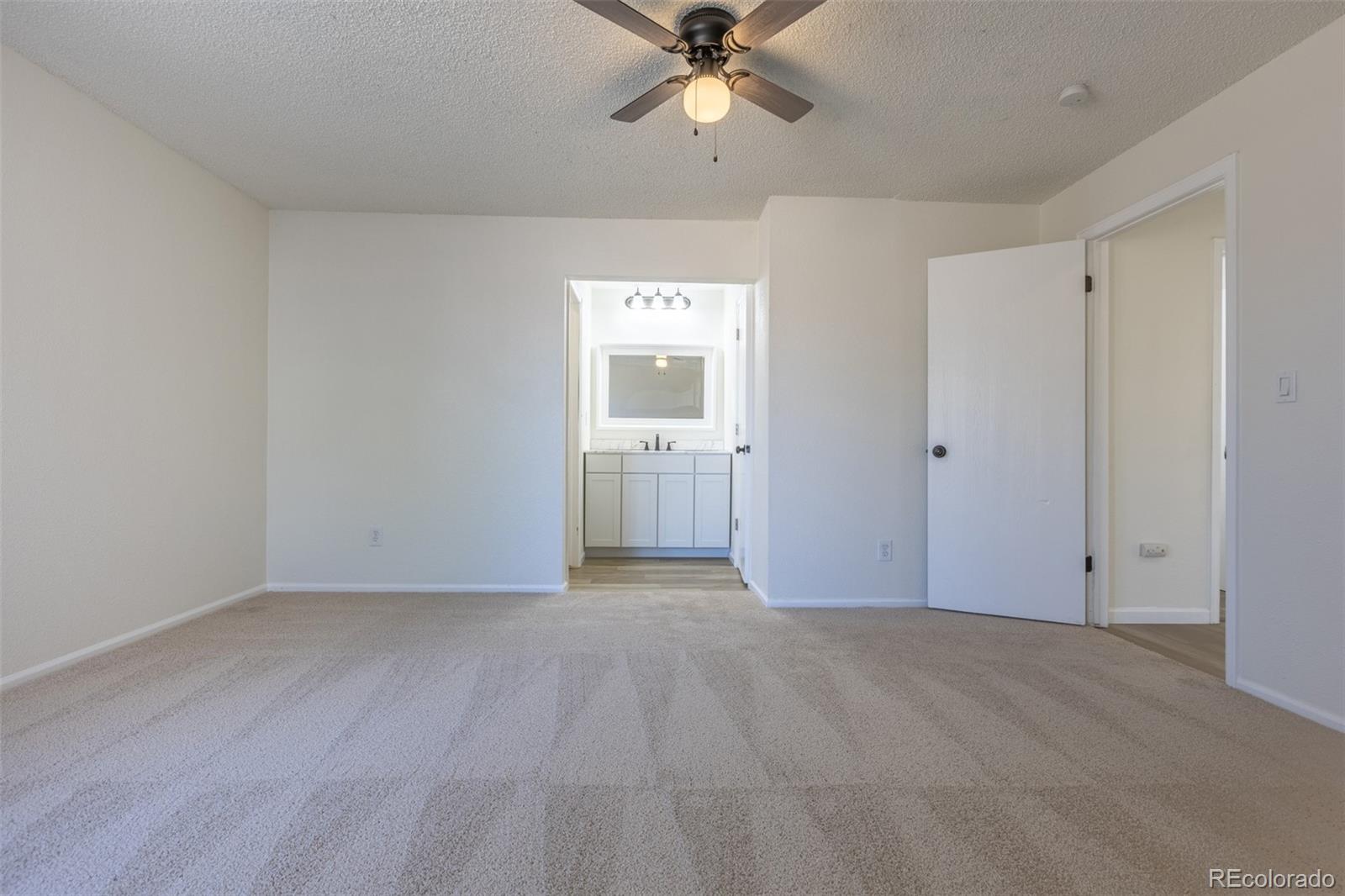 5119 Chandler Way Denver CO 80239