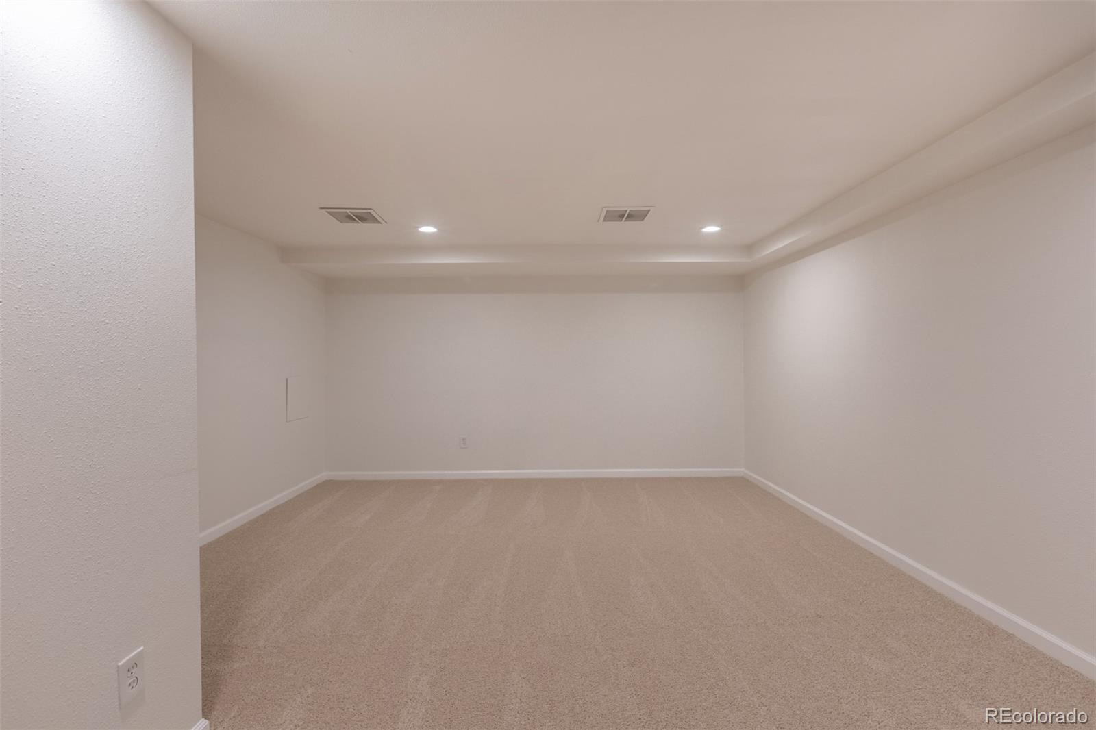 5119 Chandler Way Denver CO 80239