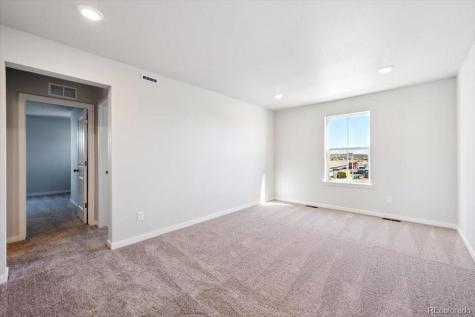 4709 N Valdai Court Aurora CO 80019