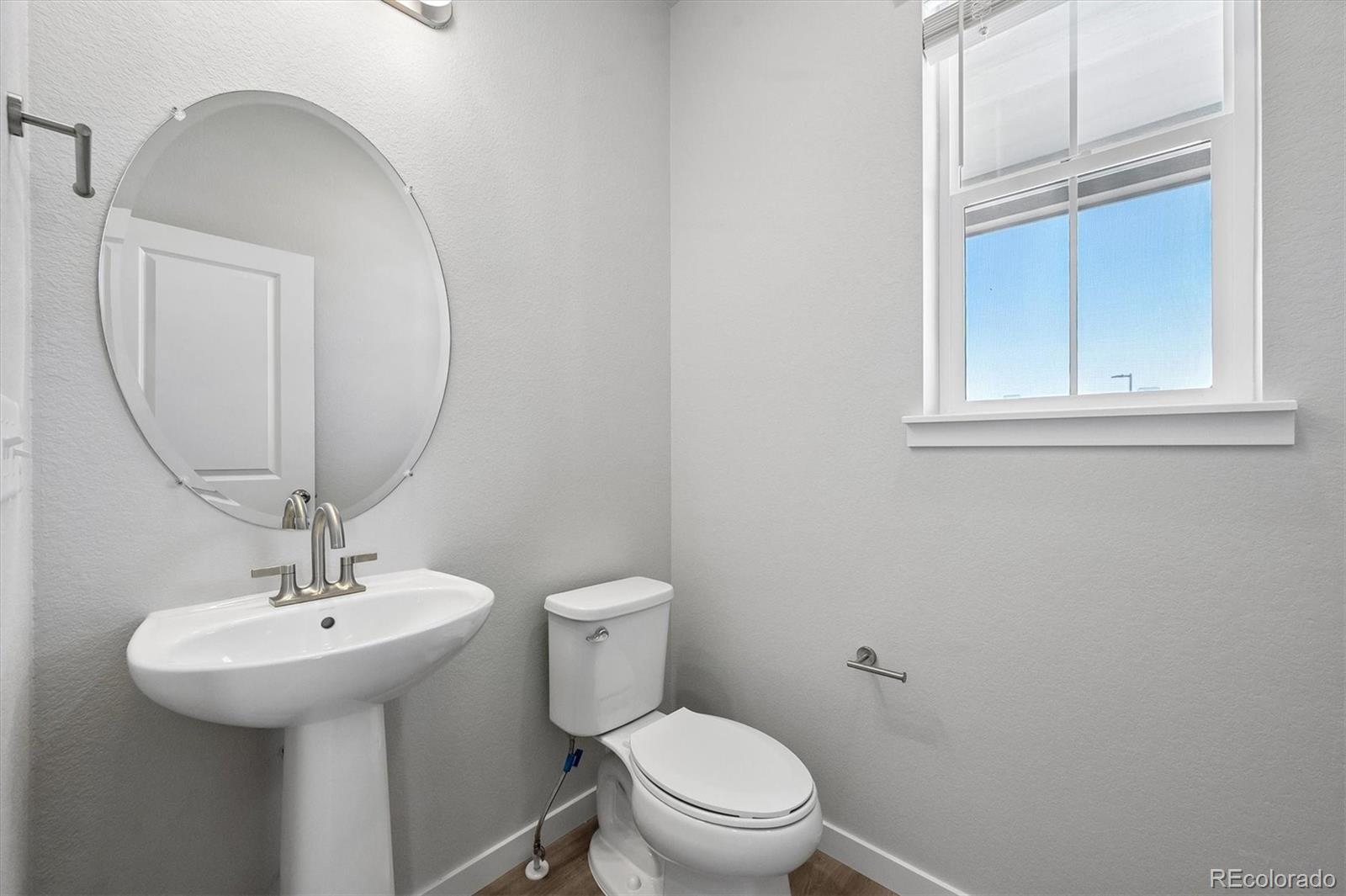 4709 N Valdai Court Aurora CO 80019