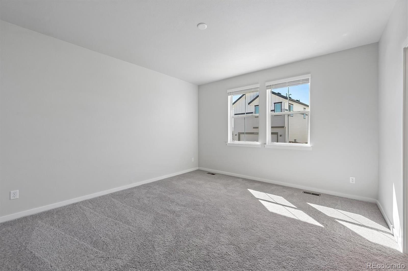 4709 N Valdai Court Aurora CO 80019