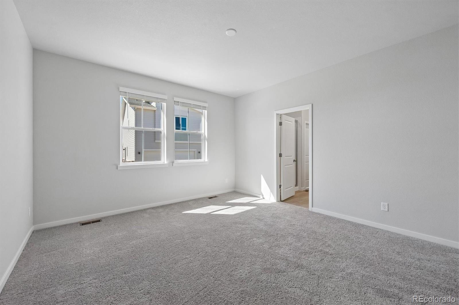 4709 N Valdai Court Aurora CO 80019