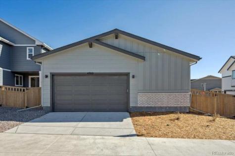 4709 N Valdai Court Aurora CO 80019