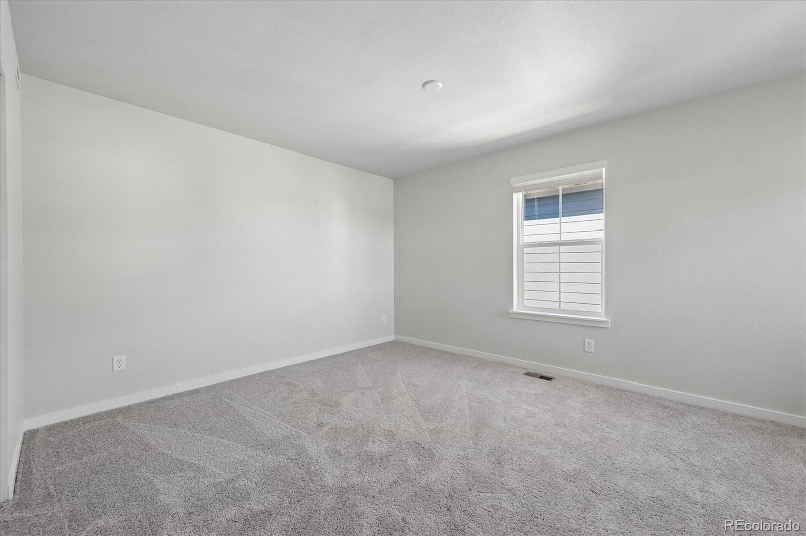 4709 N Valdai Court Aurora CO 80019