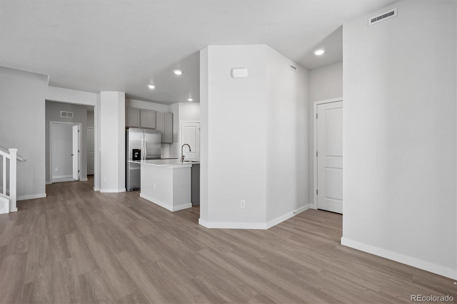 4709 N Valdai Court Aurora CO 80019