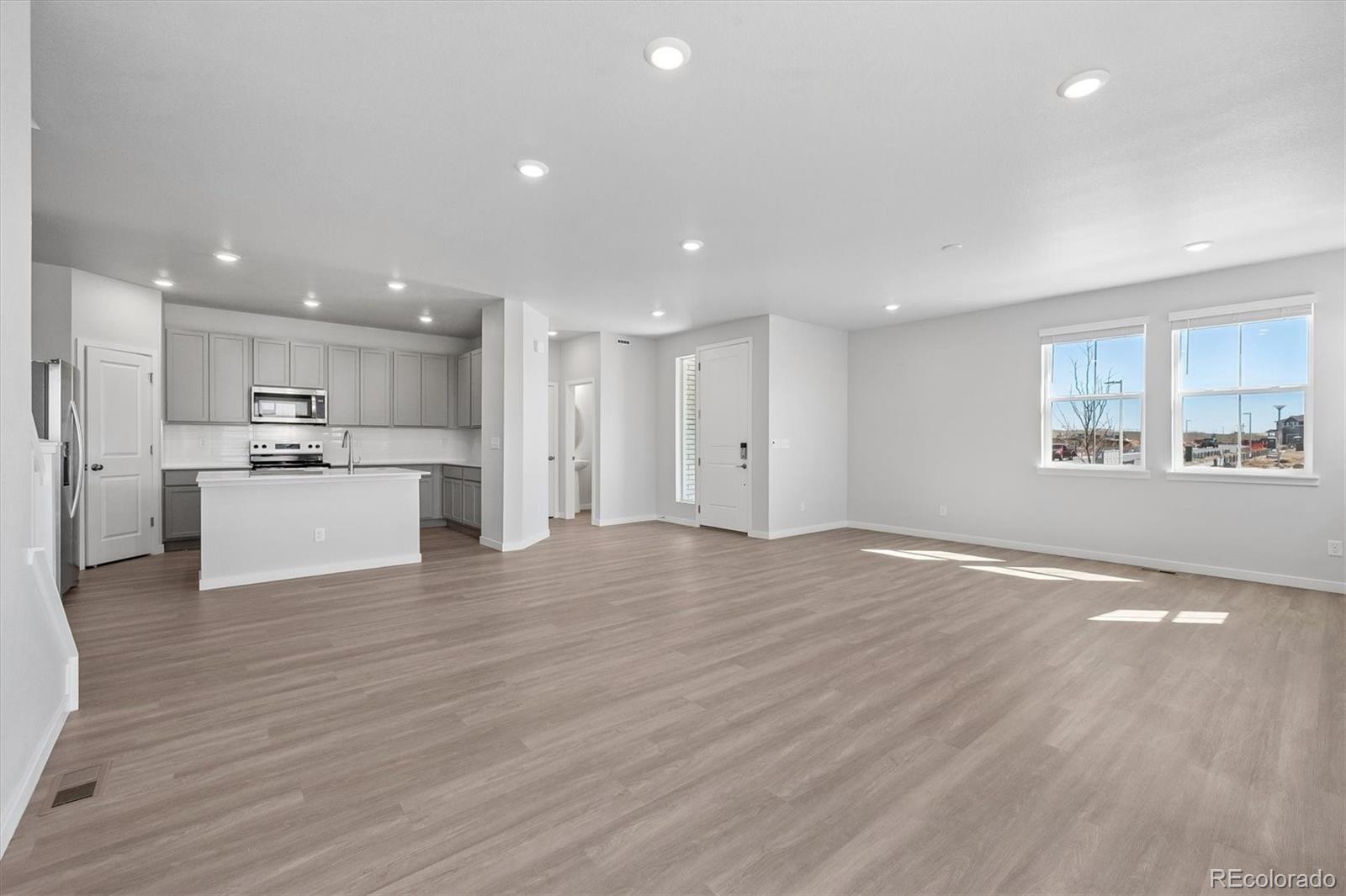 4709 N Valdai Court Aurora CO 80019