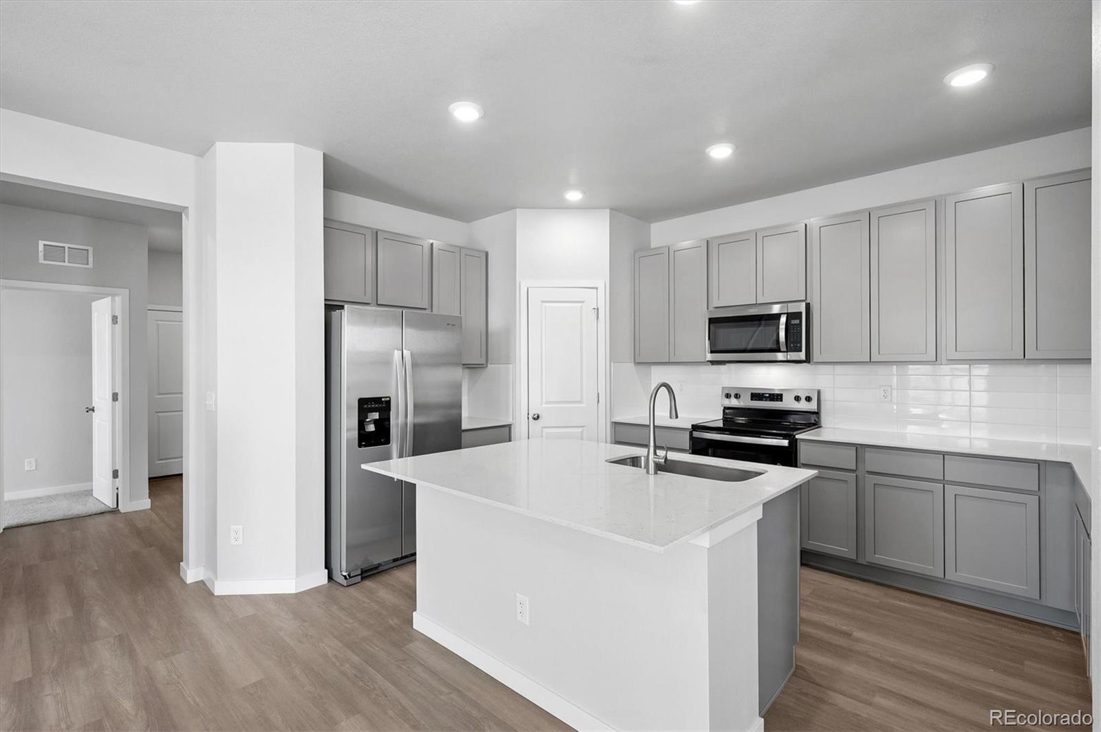 4709 N Valdai Court Aurora CO 80019