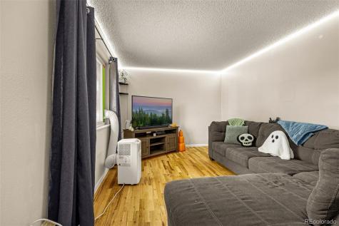 2522 Ivanhoe Drive Colorado Springs CO 80911