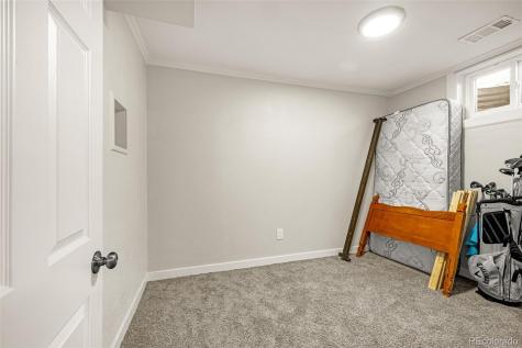 2522 Ivanhoe Drive Colorado Springs CO 80911