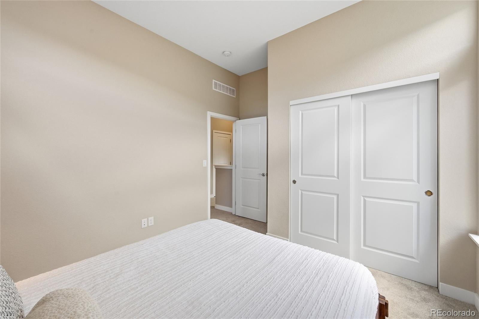 6167 N Dallas Way Denver CO 80238