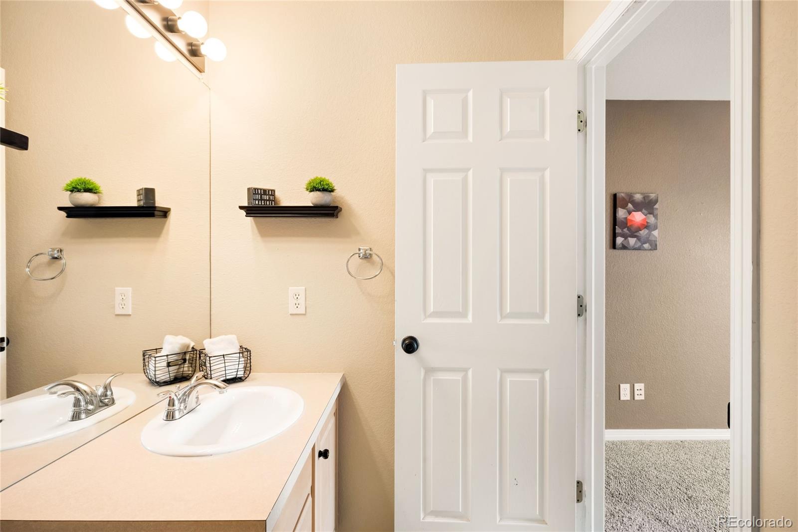869 Shadowstone Drive Highlands Ranch CO 80129