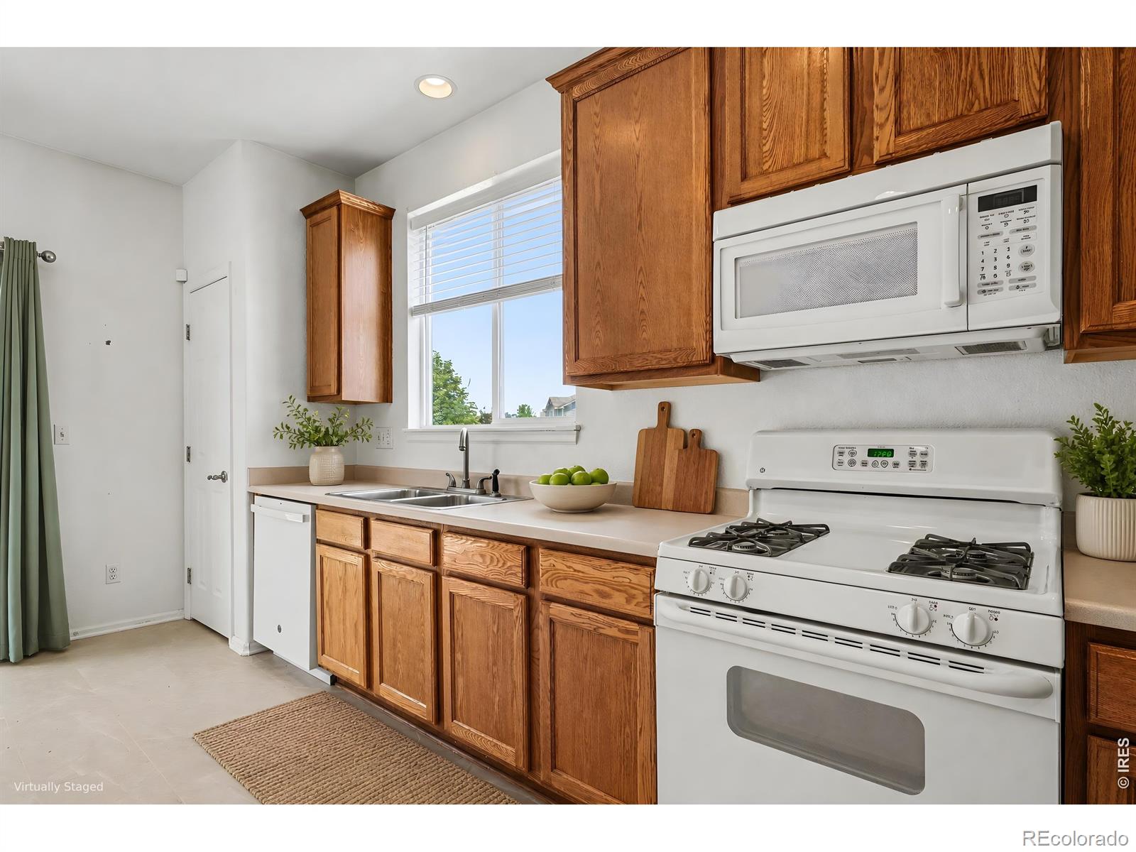 10053 Crystal Circle Commerce City CO 80022