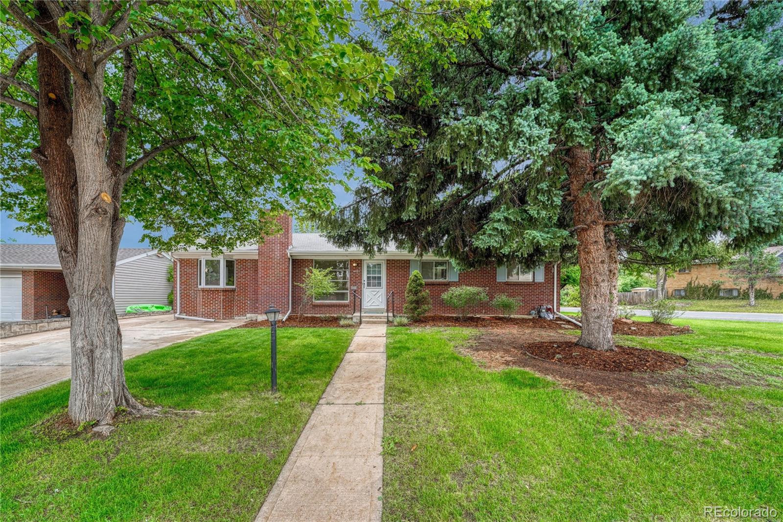 408 Scranton Street Aurora CO 80011
