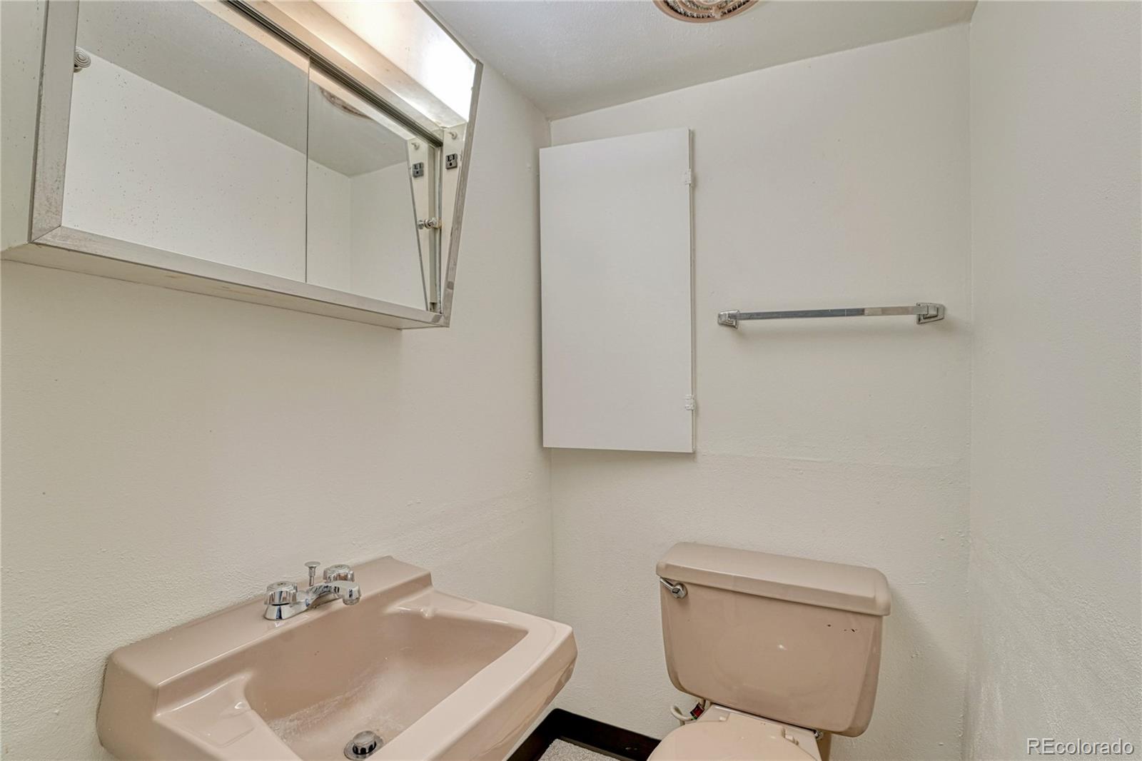 408 Scranton Street Aurora CO 80011