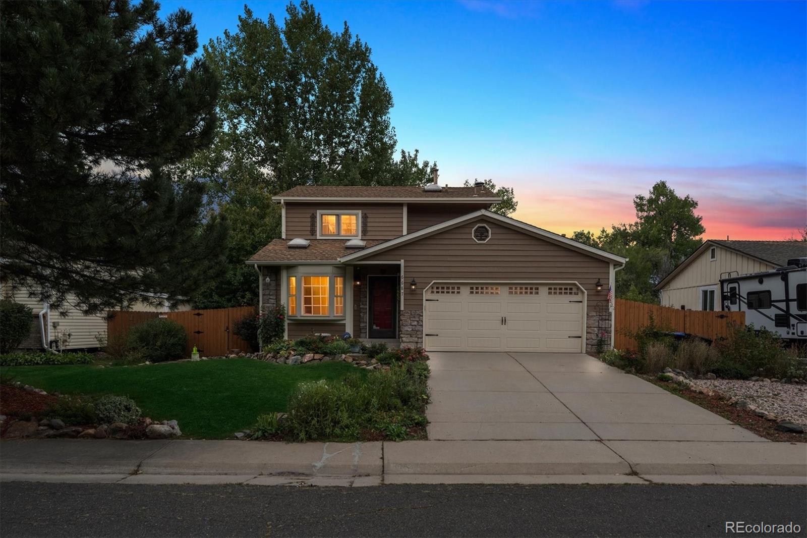 6687 Devinney Court Arvada CO 80004