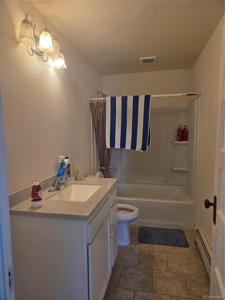 533 Main Avenue Akron CO 80720