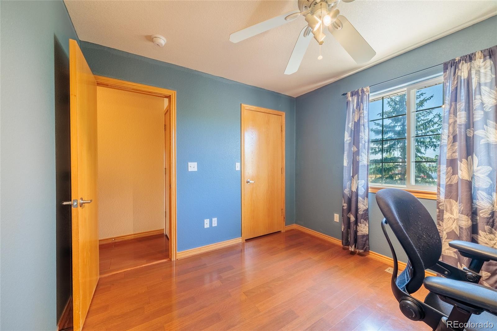 2513 Falcon Drive Longmont CO 80503