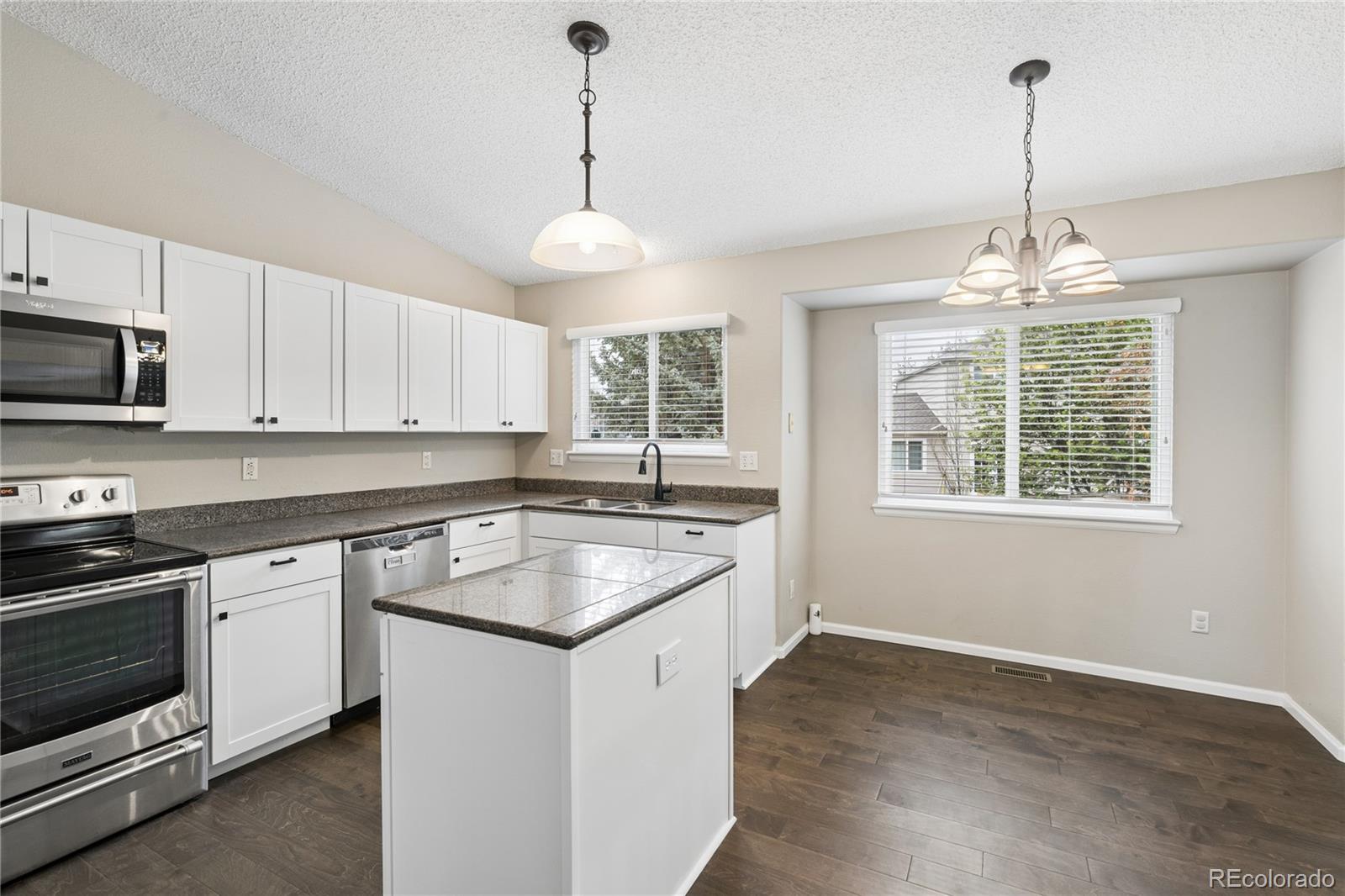 10606 Hyacinth Court Highlands Ranch CO 80129