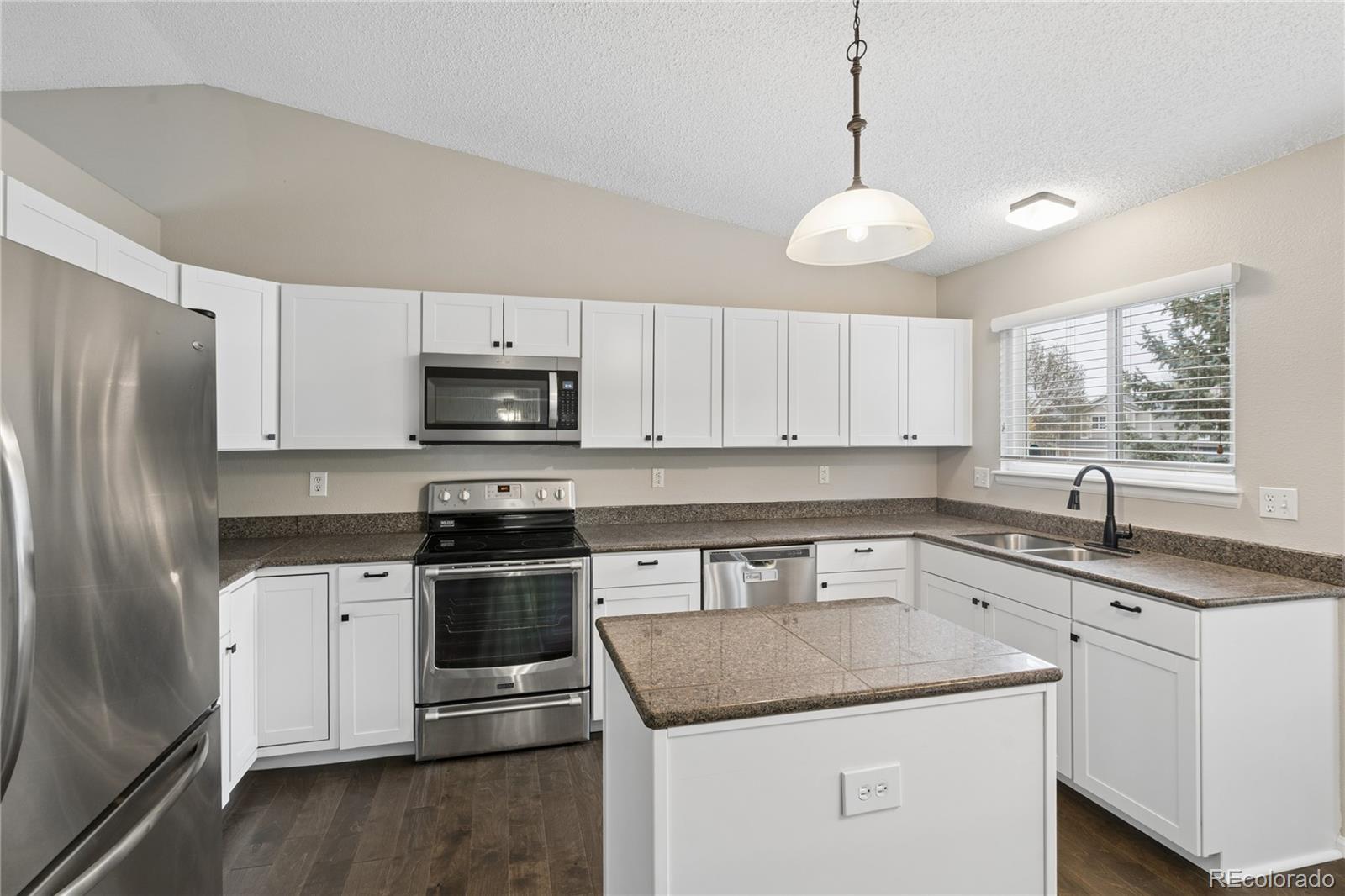 10606 Hyacinth Court Highlands Ranch CO 80129