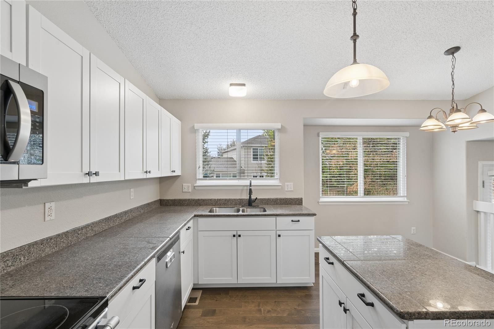 10606 Hyacinth Court Highlands Ranch CO 80129