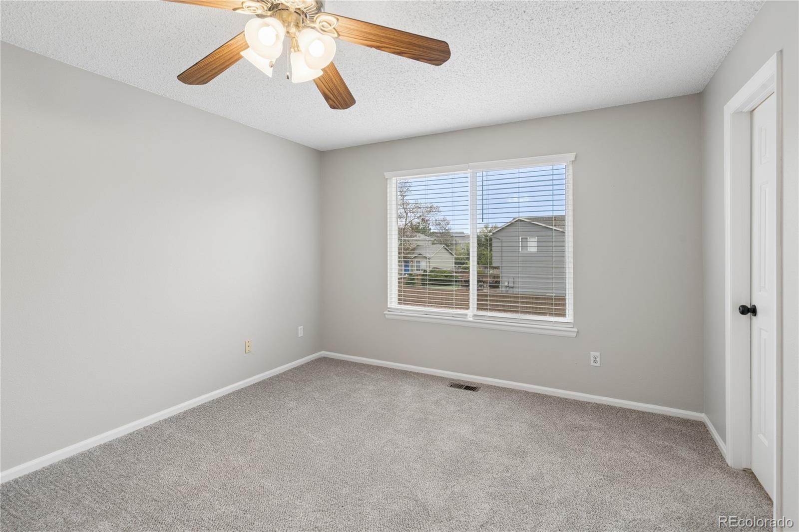 10606 Hyacinth Court Highlands Ranch CO 80129