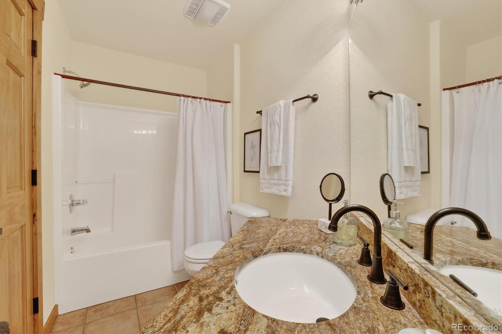 324 Black Hawk Circle Silverthorne CO 80498