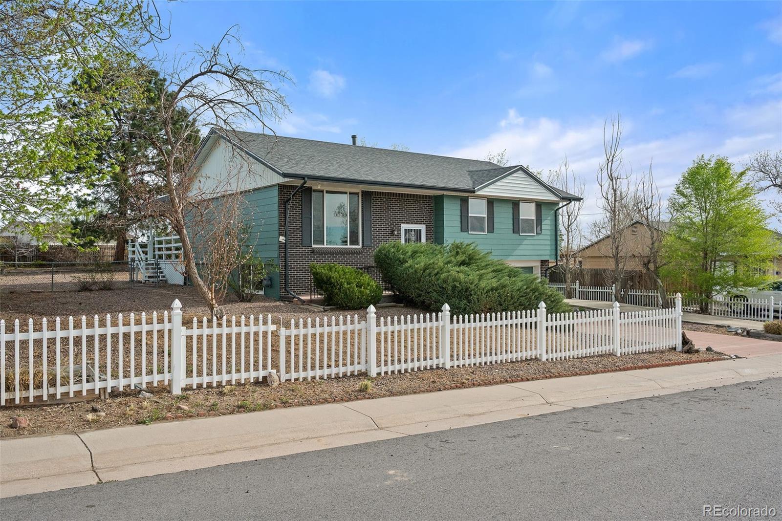 507 Leona Drive Denver CO 80221