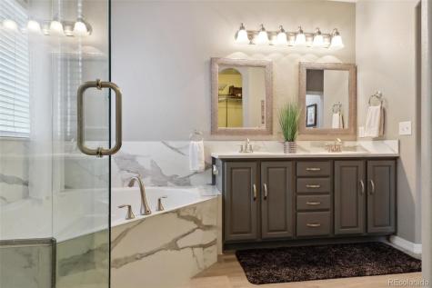 6770 S Fultondale Court Aurora CO 80016