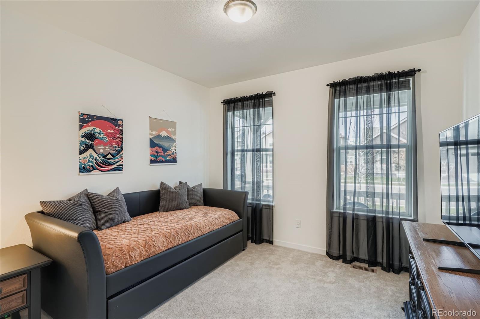 10008 Vaughn Street Commerce City CO 80022