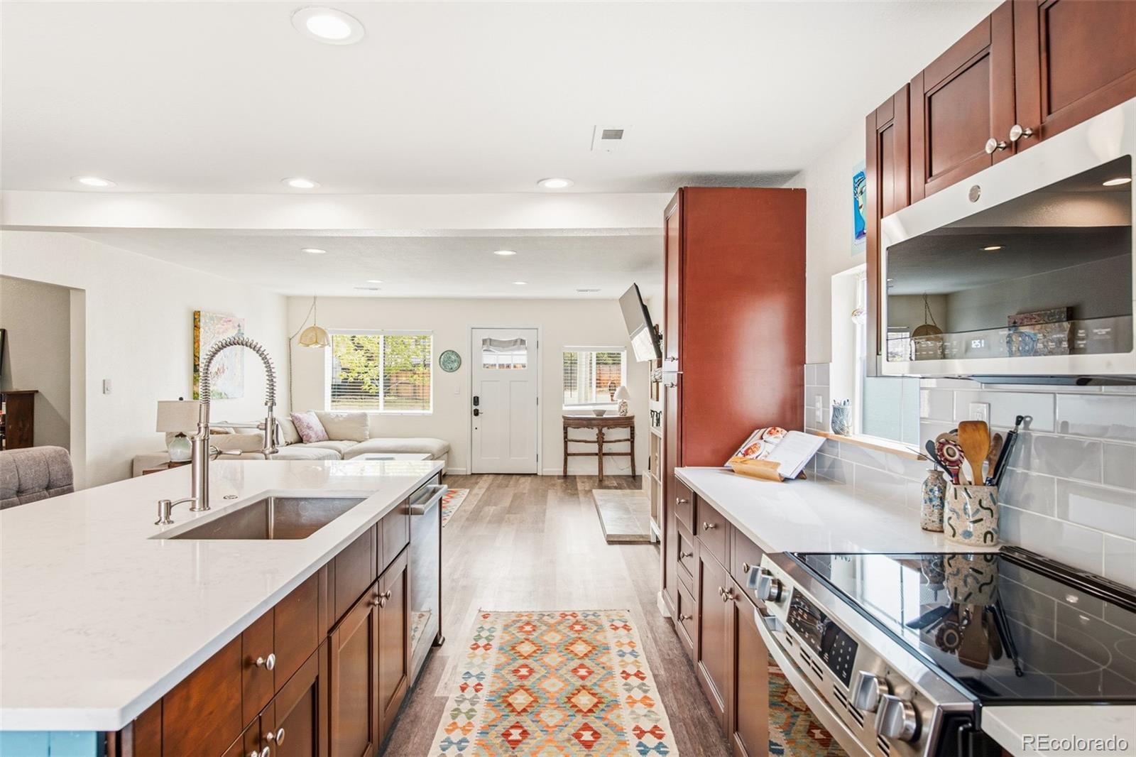 15825 W 11th Avenue Golden CO 80401