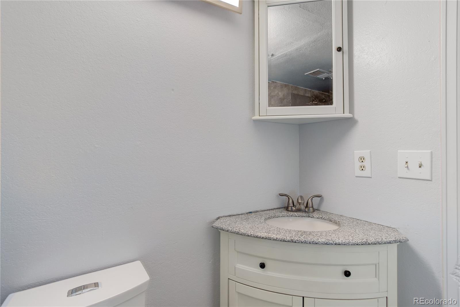 5861 S Orleans Way Centennial CO 80015