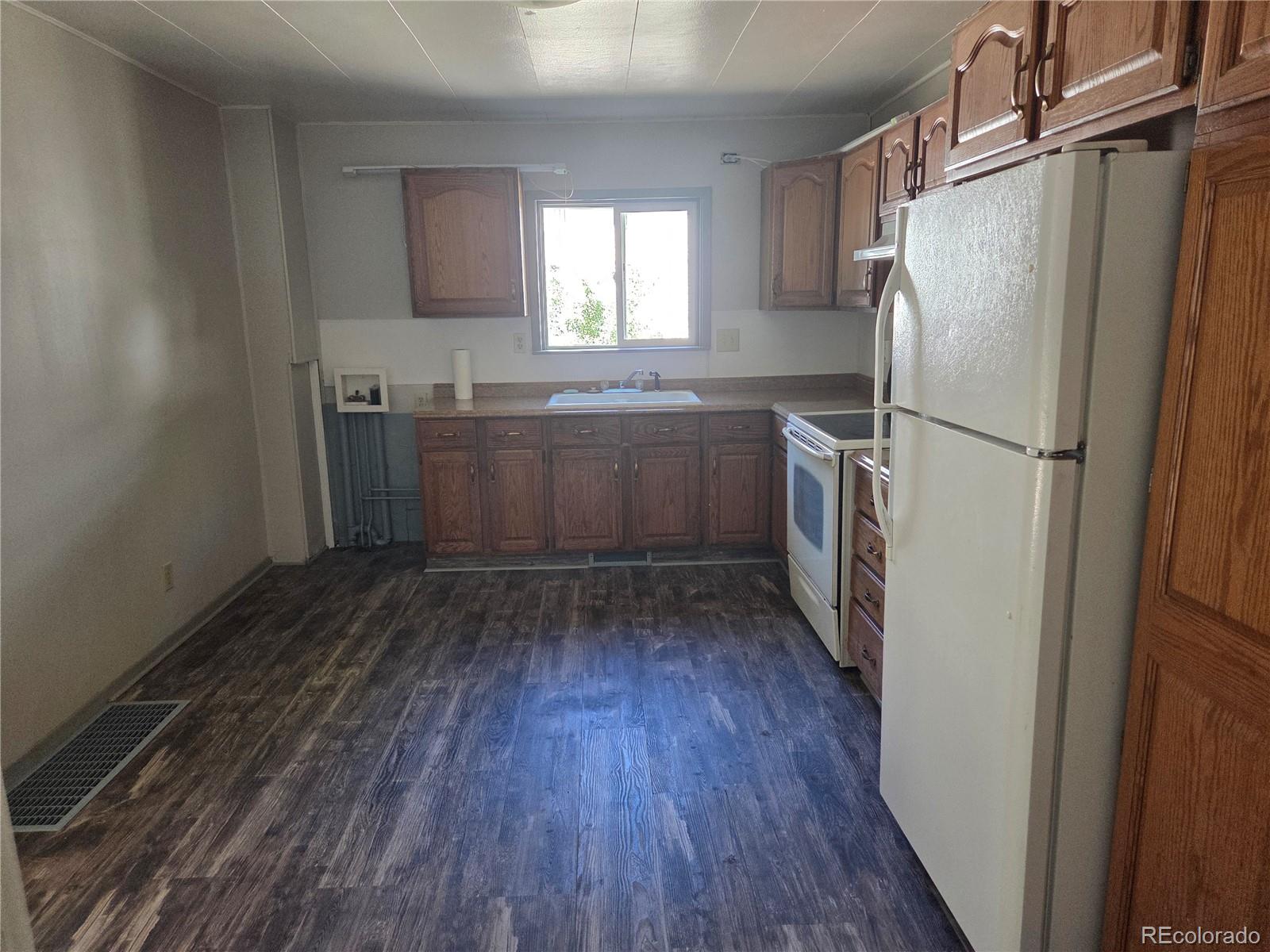 407 Carson Street Brush CO 80723