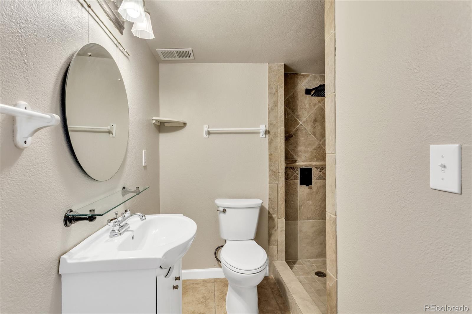 4101 S Espana Way Aurora CO 80013