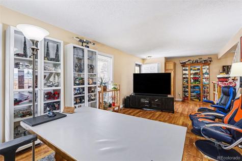 4304 S Ceylon Street Aurora CO 80015
