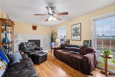 4304 S Ceylon Street Aurora CO 80015