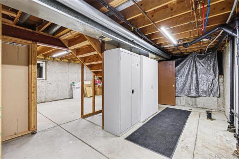 4304 S Ceylon Street Aurora CO 80015